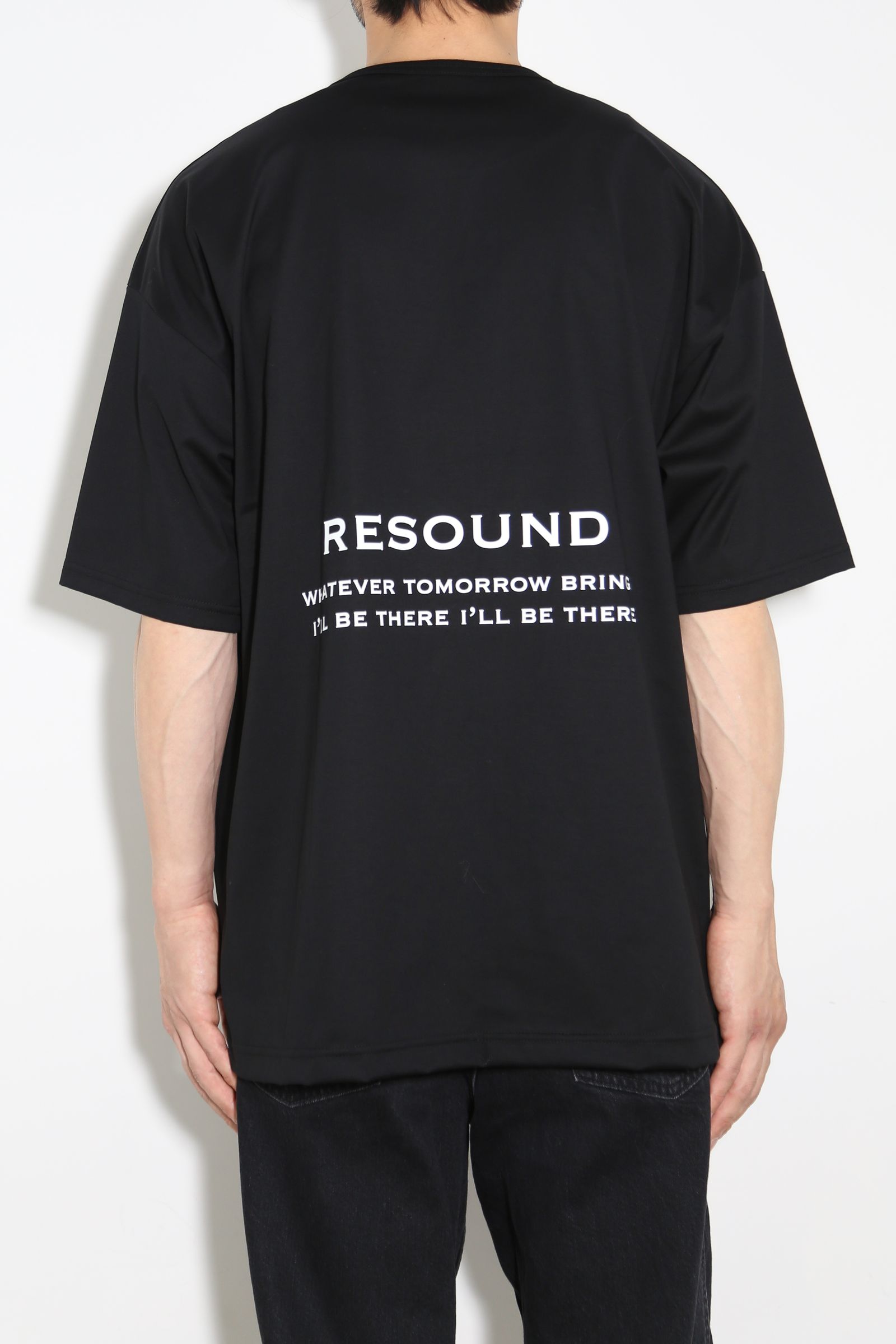 BACK ICON ROGO LOOSE TEE / ブラック