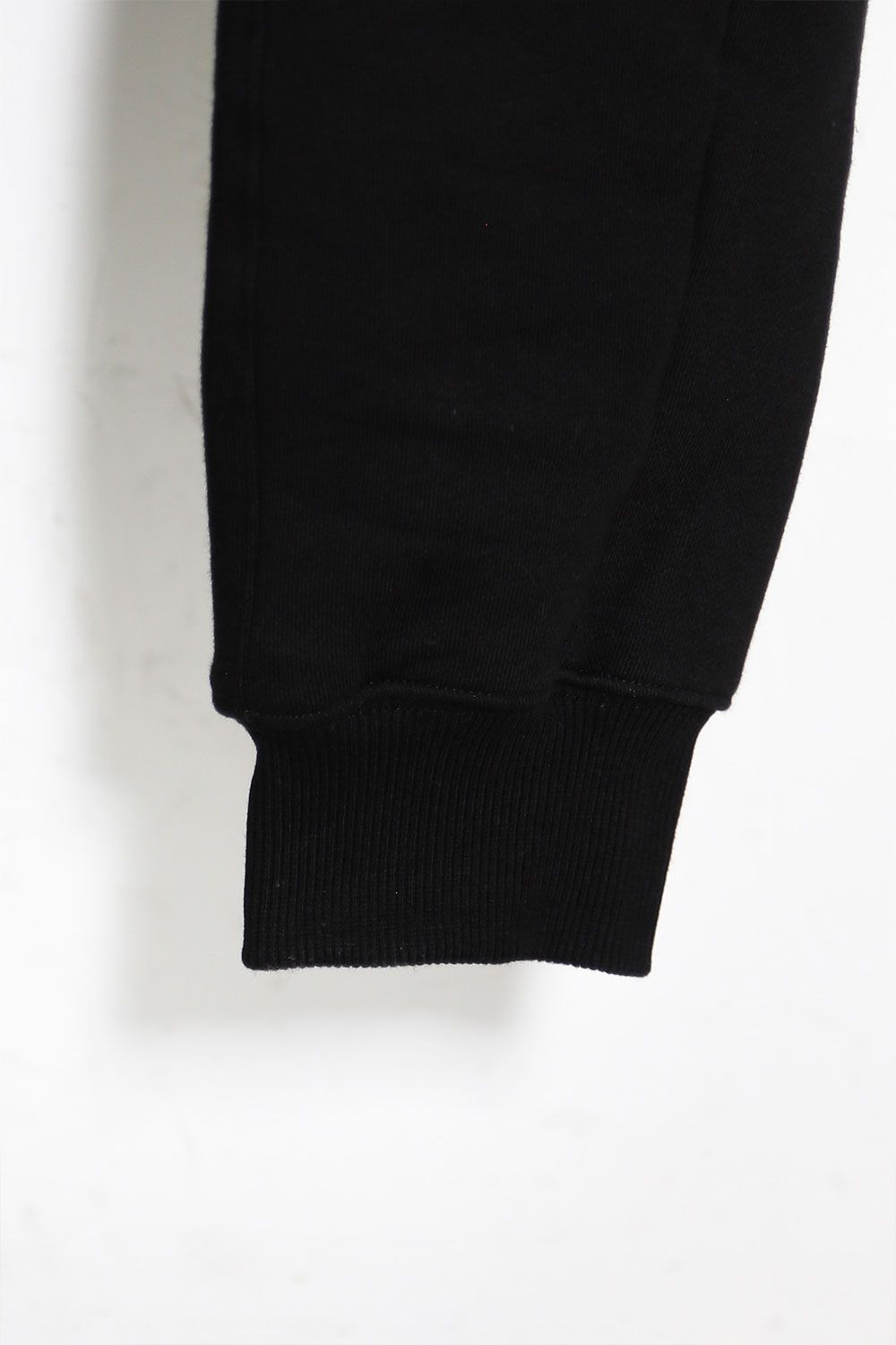 ベルトカーゴサルエルスウェットパンツ / Belt Cargo Sweat Sarouel Pants / ブラック / ag-8026