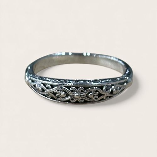 Aretousa Ring in Sterling Silver / GR134