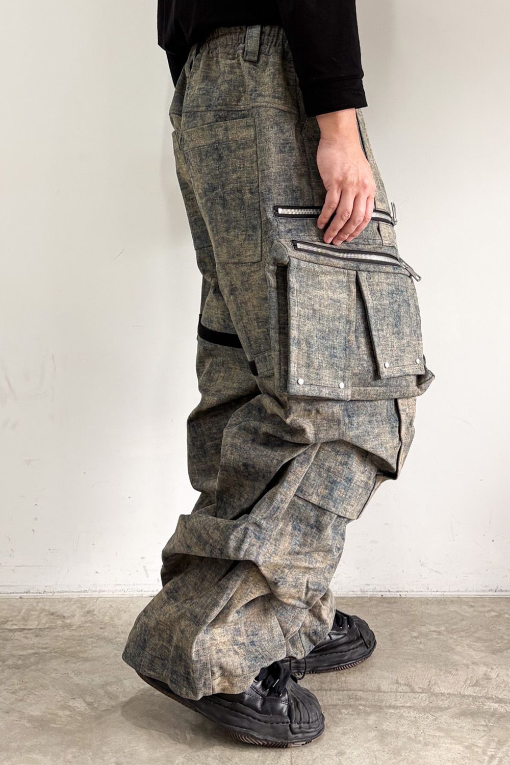 BLENDED SHADES DENIM CARGO TUCK WIDE PT / スチールブルー