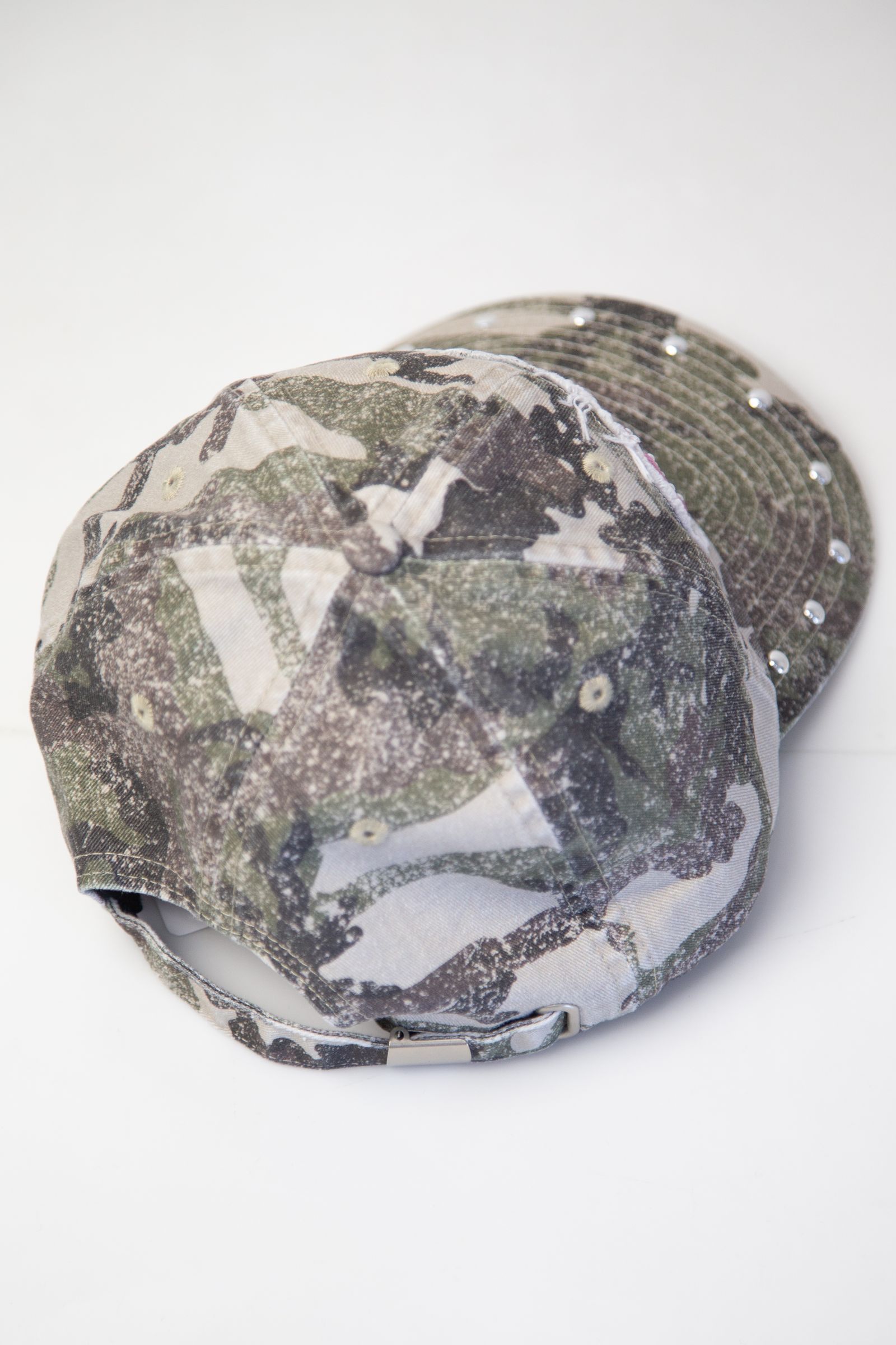 STUDDED LOGO PATCH 6PANEL CAP