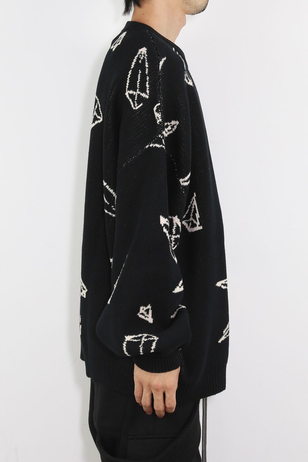 ピラミッド模様リラックスフィットニット / Pyra Pattern Knit Top / ブラック×アイボリー / ag-8009-1