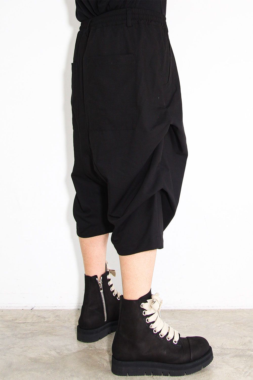 [ラスト1点 サイズ1] サマーウールタックショーツ / Summer Wool Tuck Shorts / ブラック / ag-11020-2
