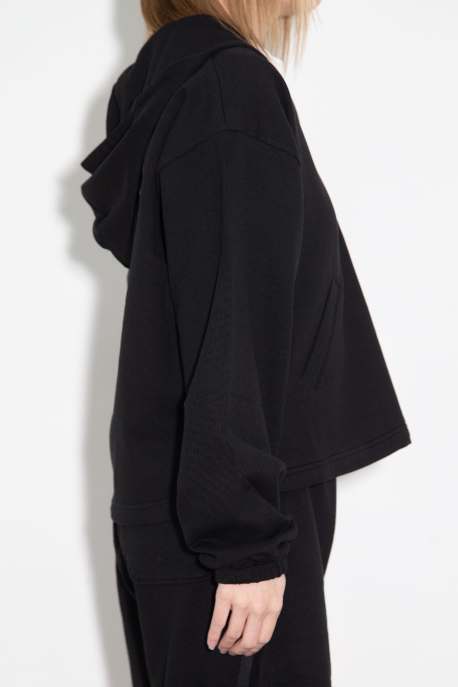 【セットアップ】TAKES ME HIGHER刺繍 パーカー、HYSTERIC刺繍 ショートパンツ / ブラック