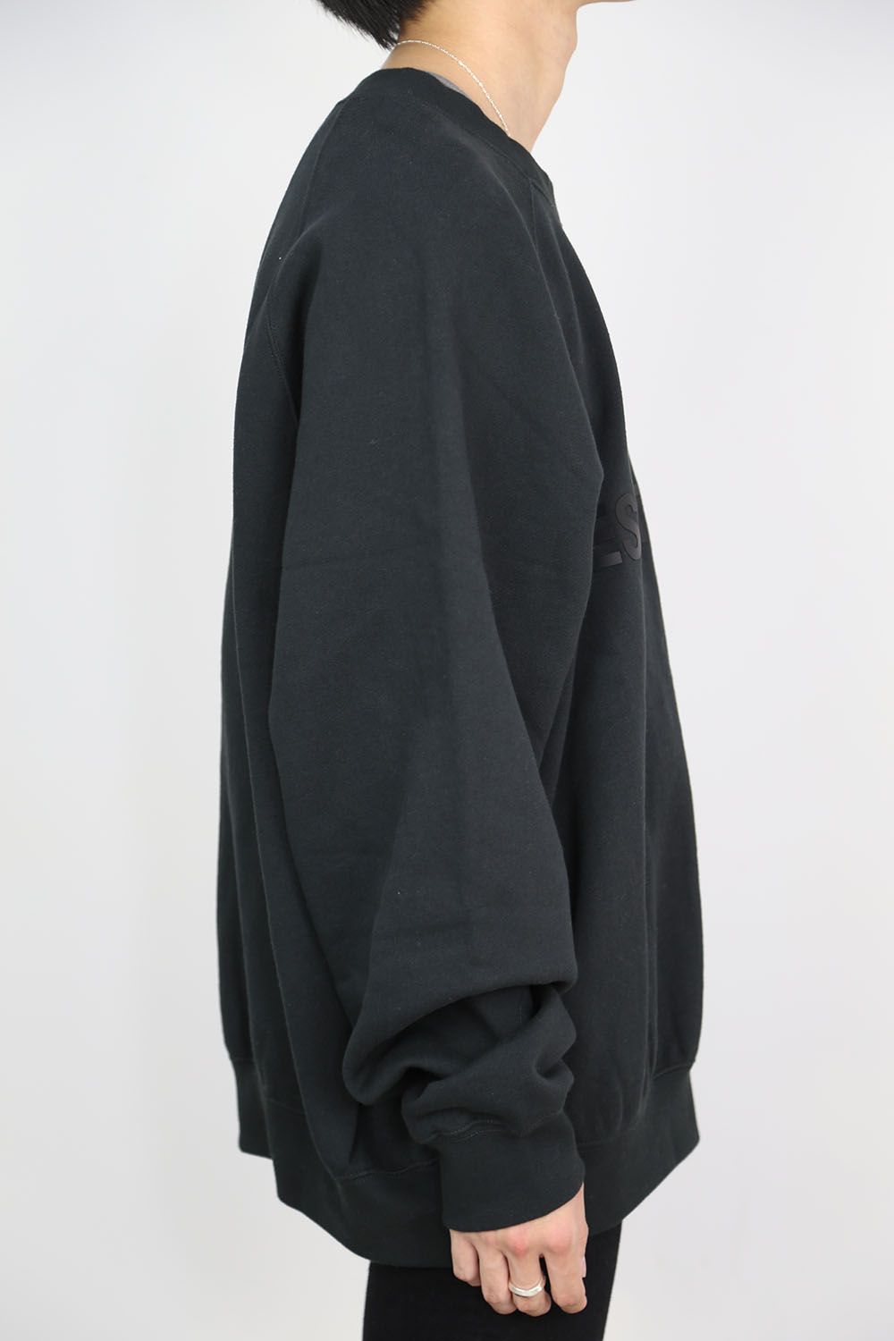 FRONT LOGO SWEAT / ブラック