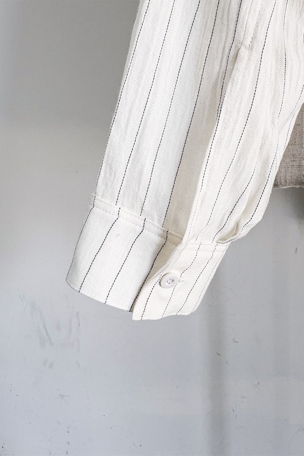 BACK FACE SHIRT / ホワイトストライプ