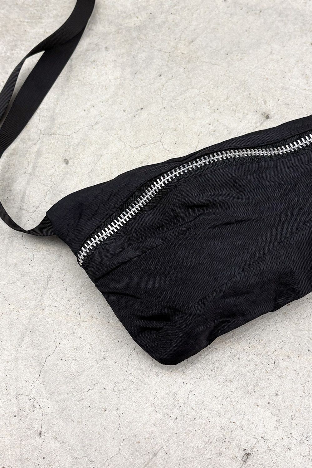 NYLON 1 / ブラック