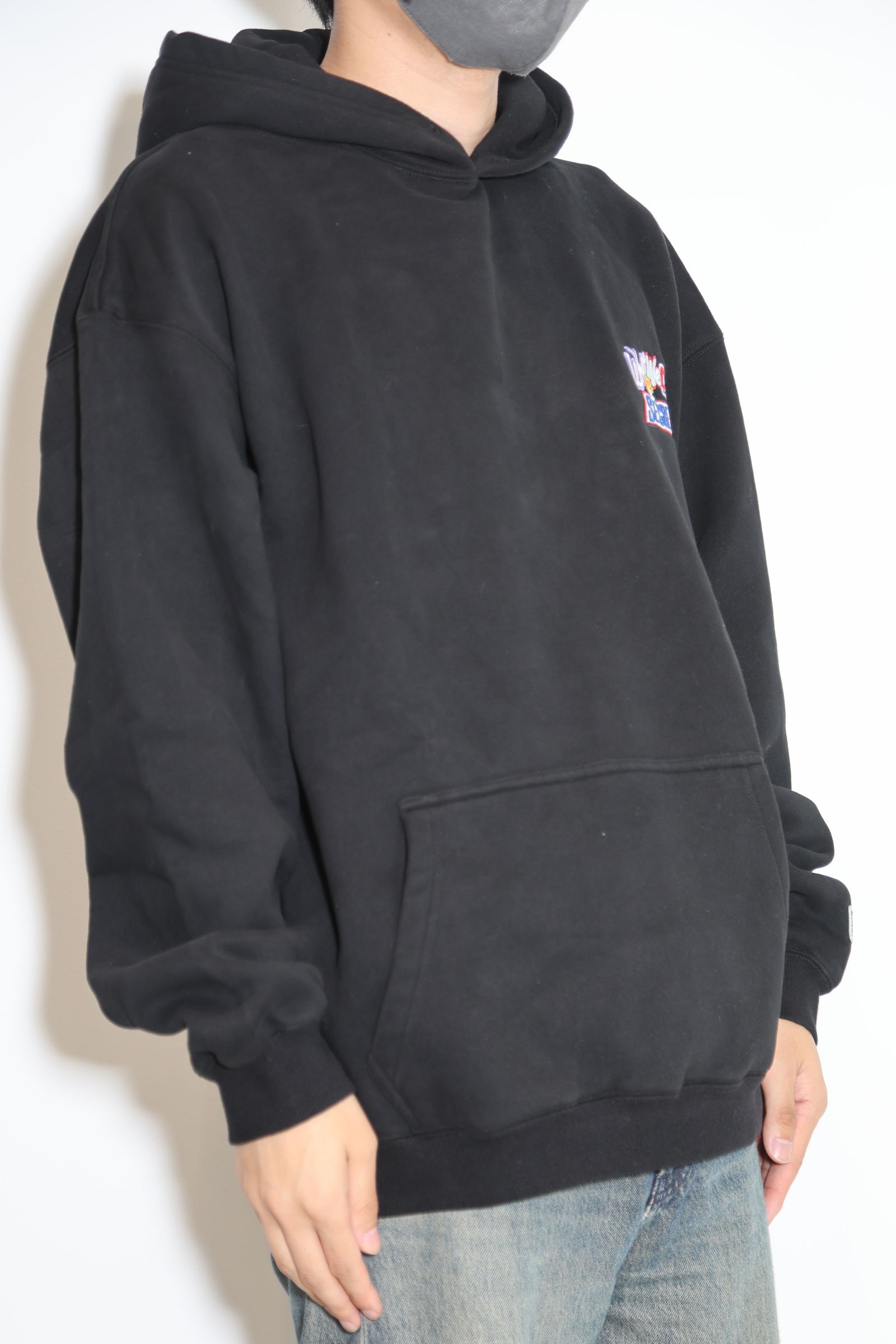 EMBROIDERY HOODIE / ブラック