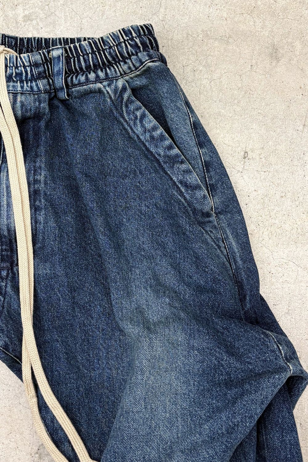 デニムタックスリムバギーパンツ / Denim Tuck Slim Baggy Pants / ブルー / ag-8060