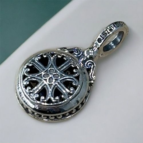 Roxanna Round Pendant in Sterling Silver / GP048