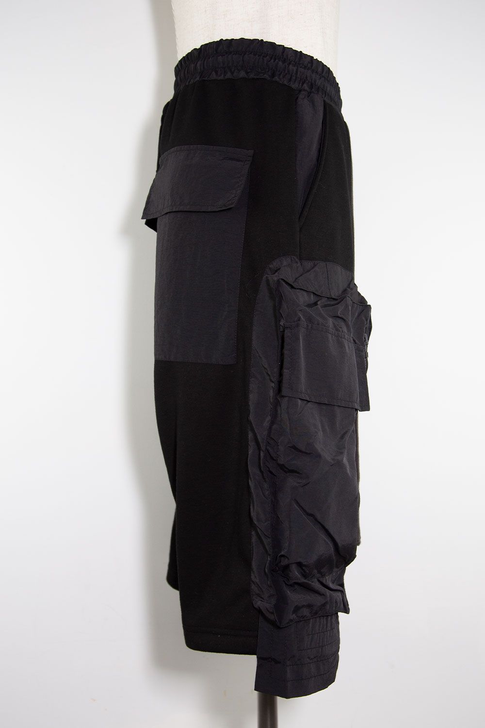 ナイロンコンビボンバーヒートショーツ / Nylon×Bomber Heat Shorts / ブラック