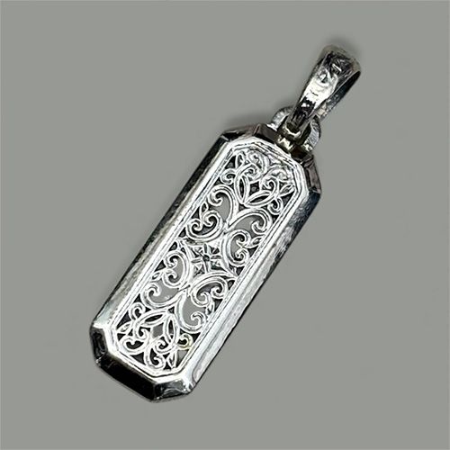 Pendant in Sterling silver / GP046