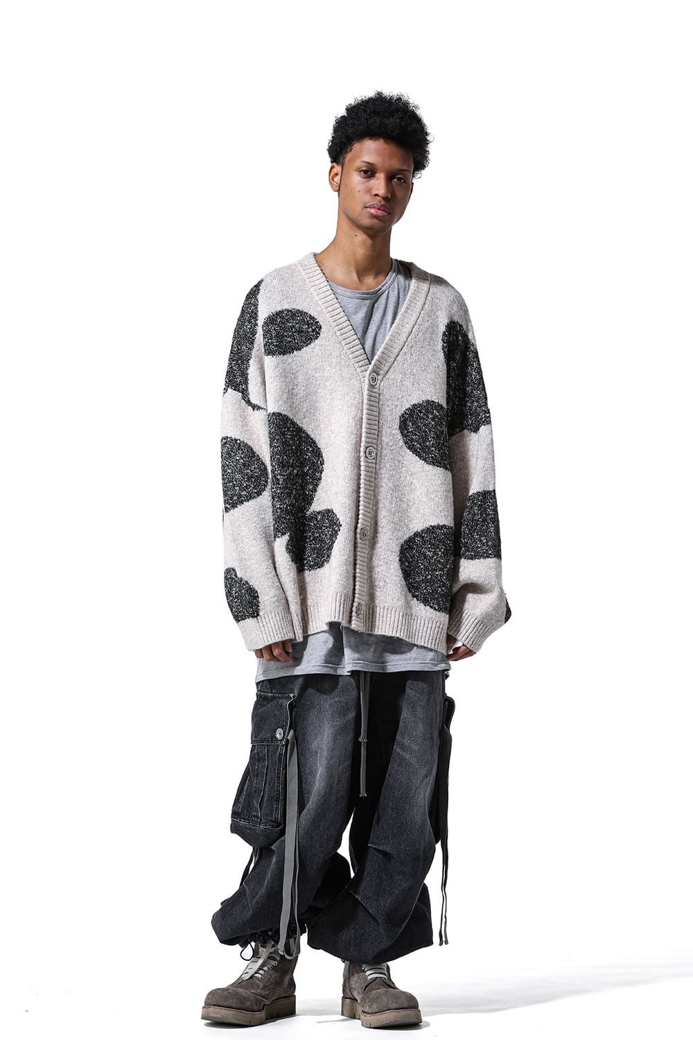 ドット模様オーバーサイズカーディガン / Polka Pattern Knit Cardigan / ブラック×ベージュ / ag-8010
