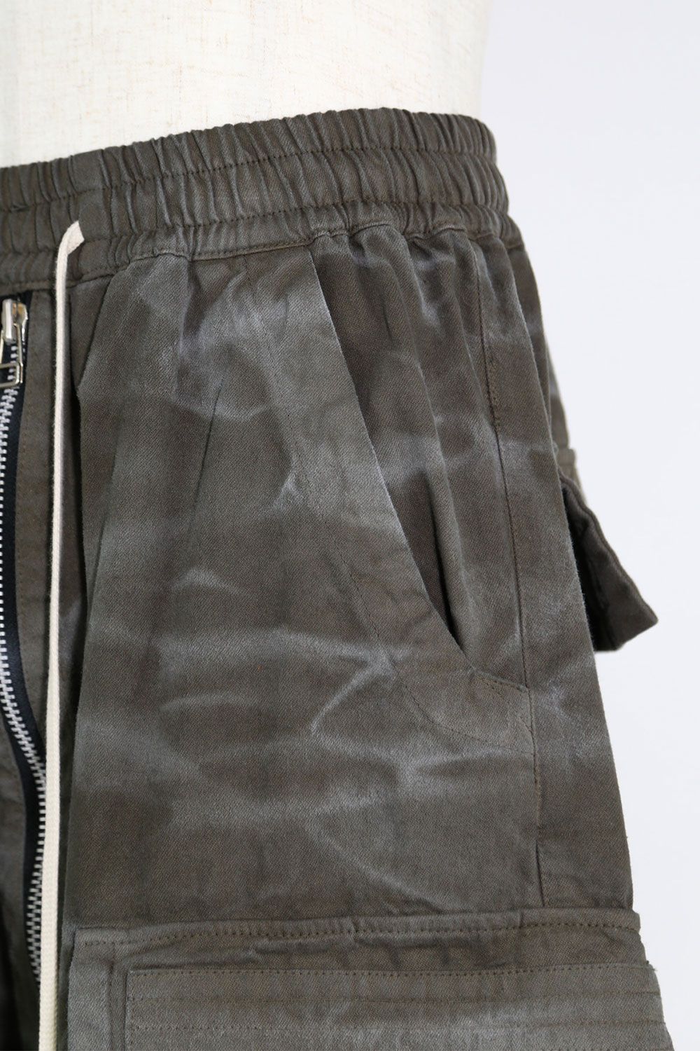 ヴィンテージ染めジップカーゴショーツ / Vintage Dyed Zip Shorts / カーキ