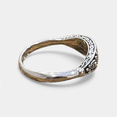 Aretousa Ring in Sterling Silver / GR135