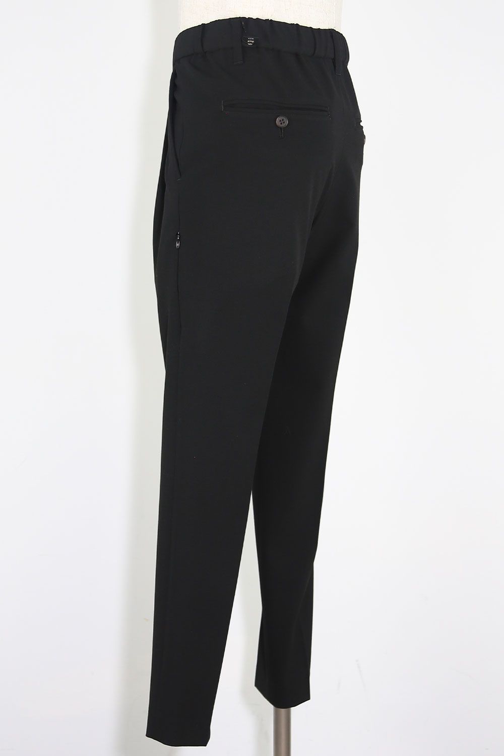wjk - cool touch pants / ブラック | Tempt