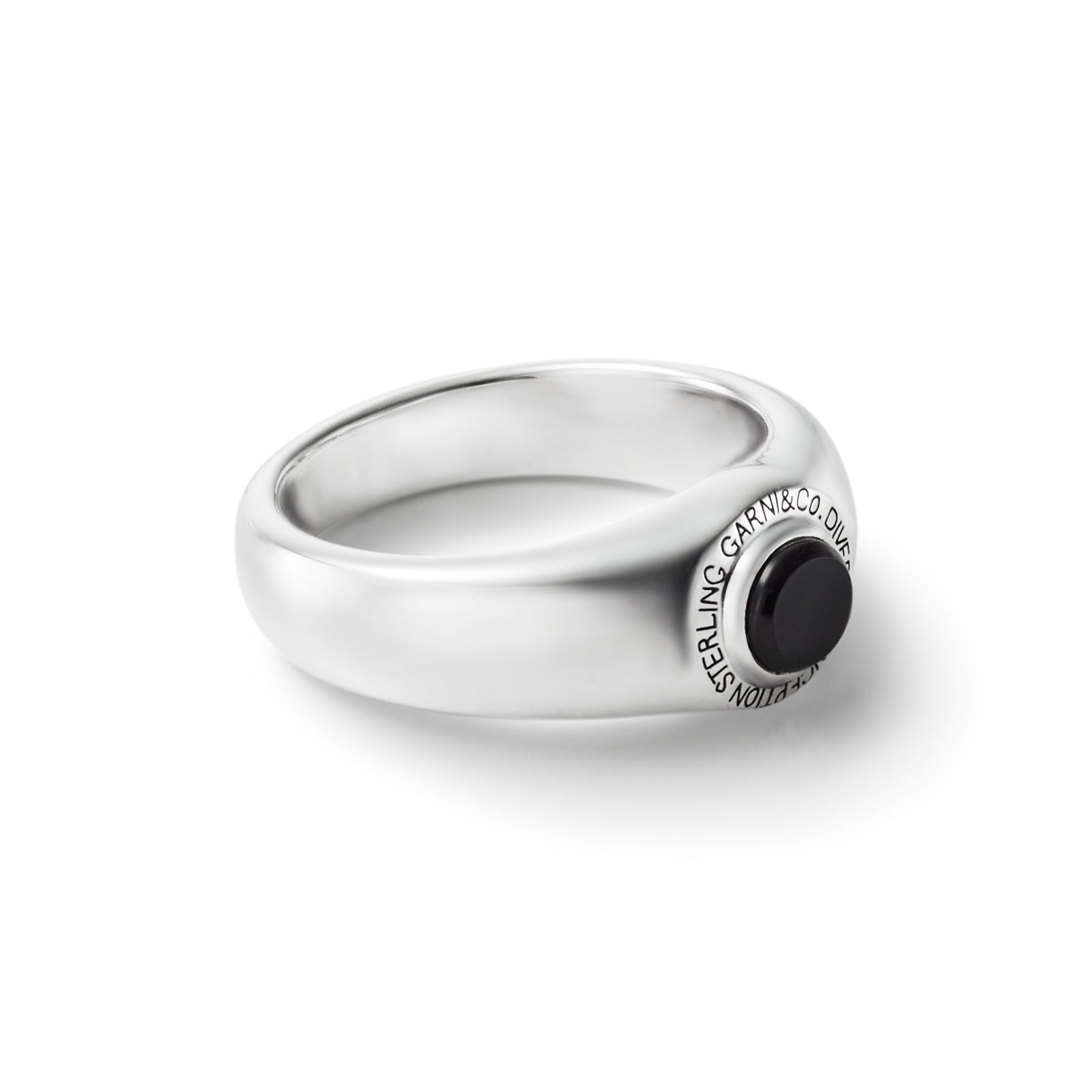 GARNI - Round Stone Ring - S / ブラック | Tempt