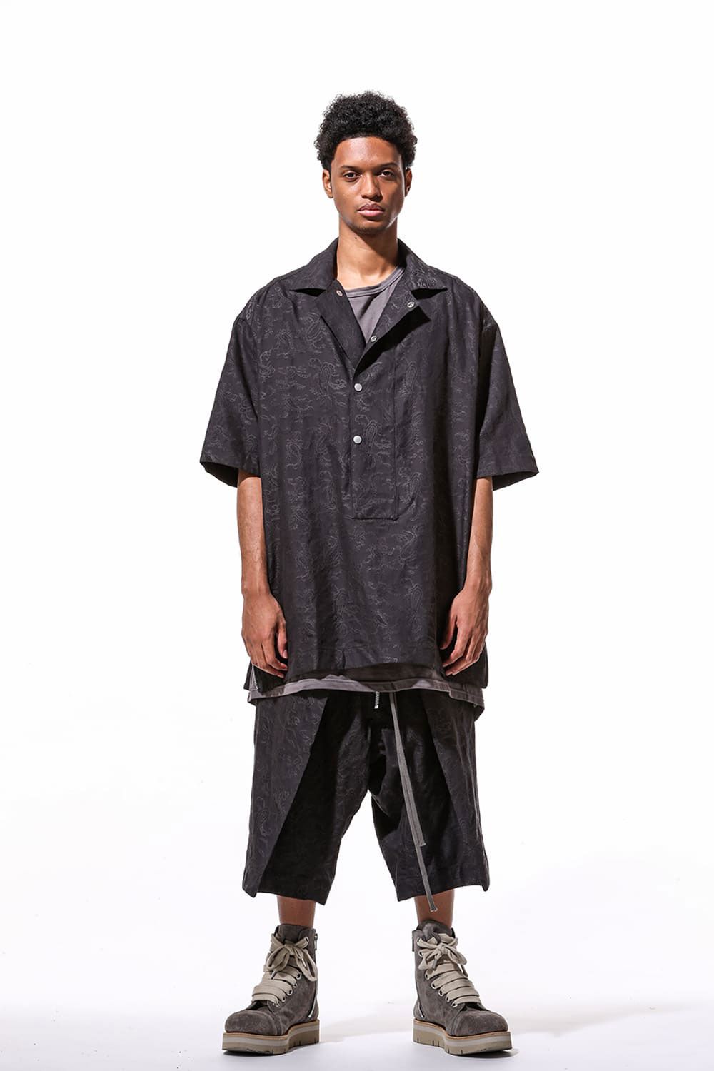 [ラスト1点 サイズ1] ペイズリー袴タックショーツ / Paisley Front Zip Tuck Shorts / ブラック / ag-9061-1