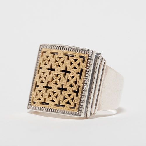 Monastiraki Cross Pattern Square Ring / GR001