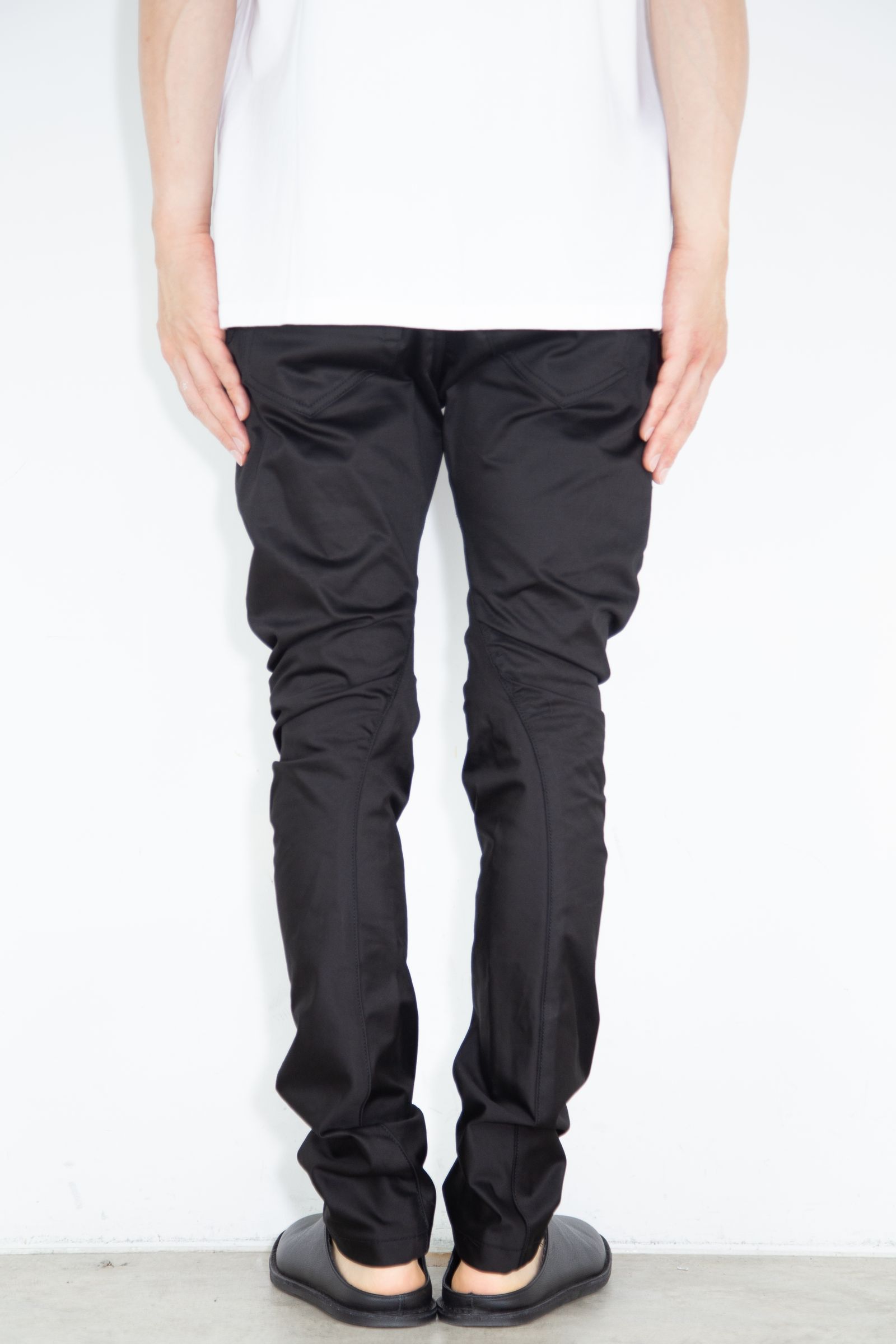 COTTON STRETCH SATIN / ブラック