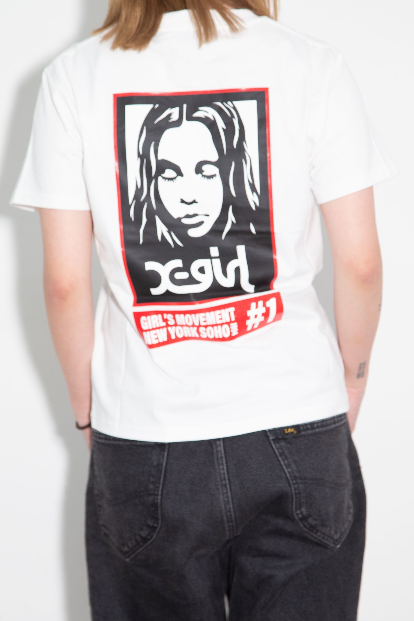 COLORED BOX FACE S/S TEE / ホワイト