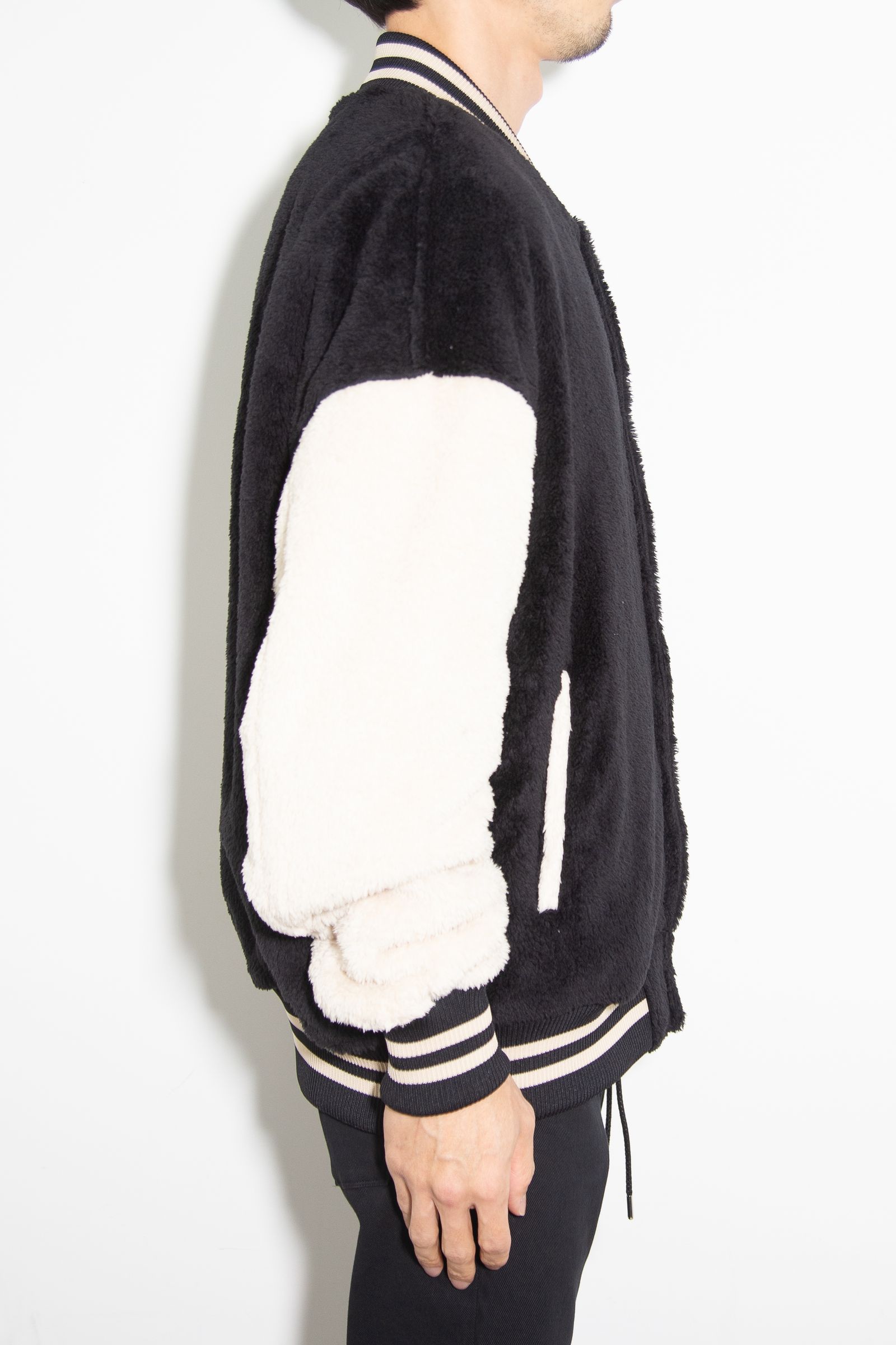 BOA OVER  VARSITY JACKET / ブラック×ベージュ