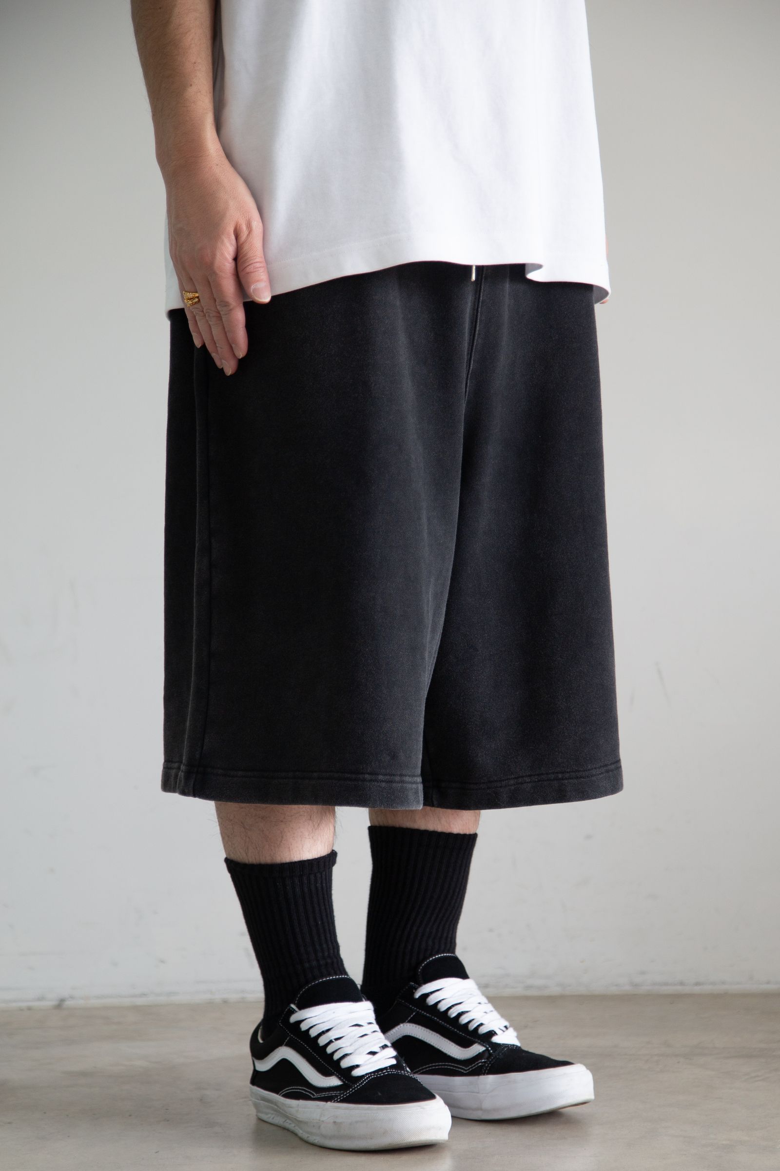 Flight Faded Sweat Shorts / ブラック