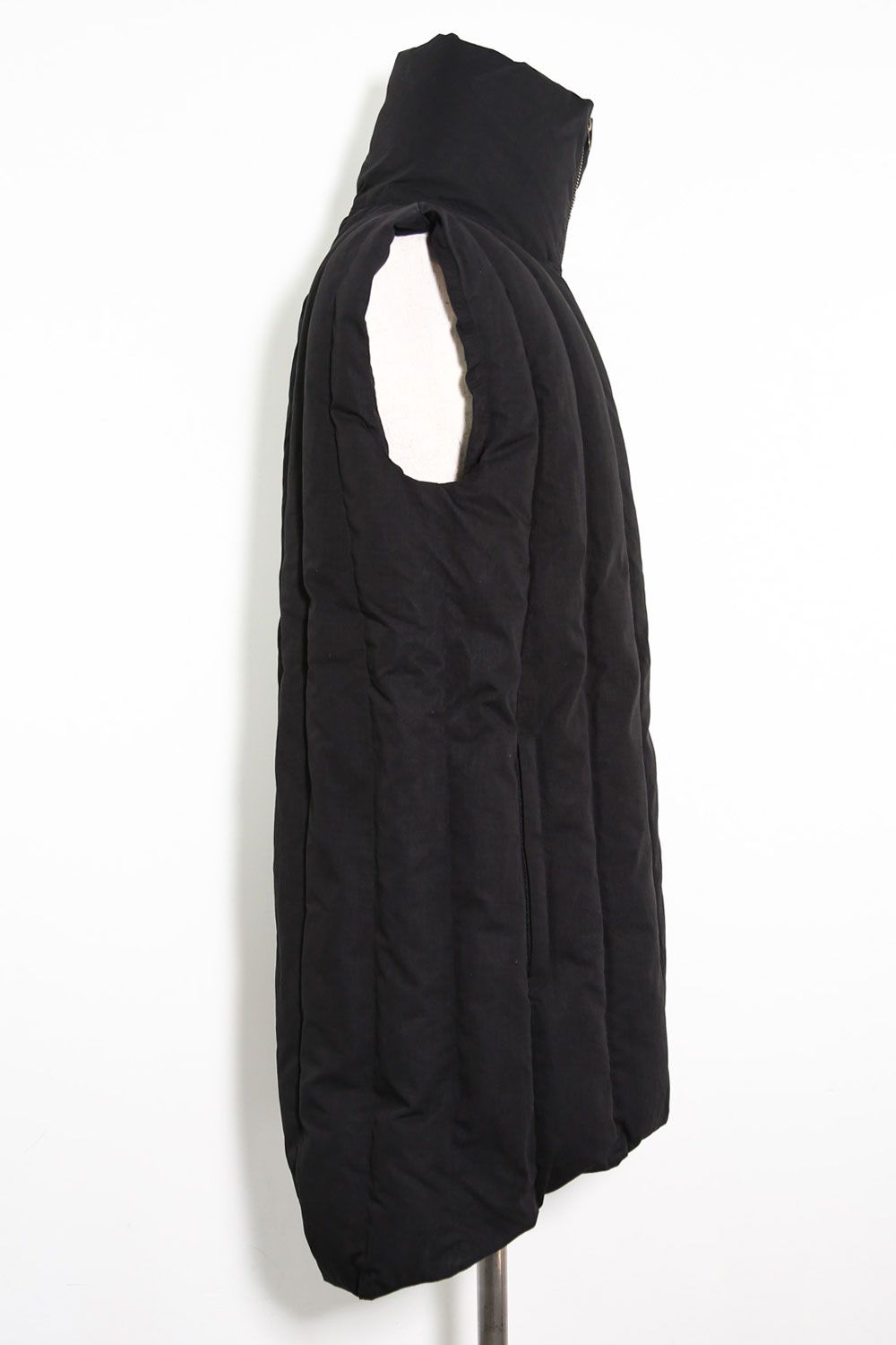 IGH NECK VEST 223-637 / ハイネックベスト / ブラック