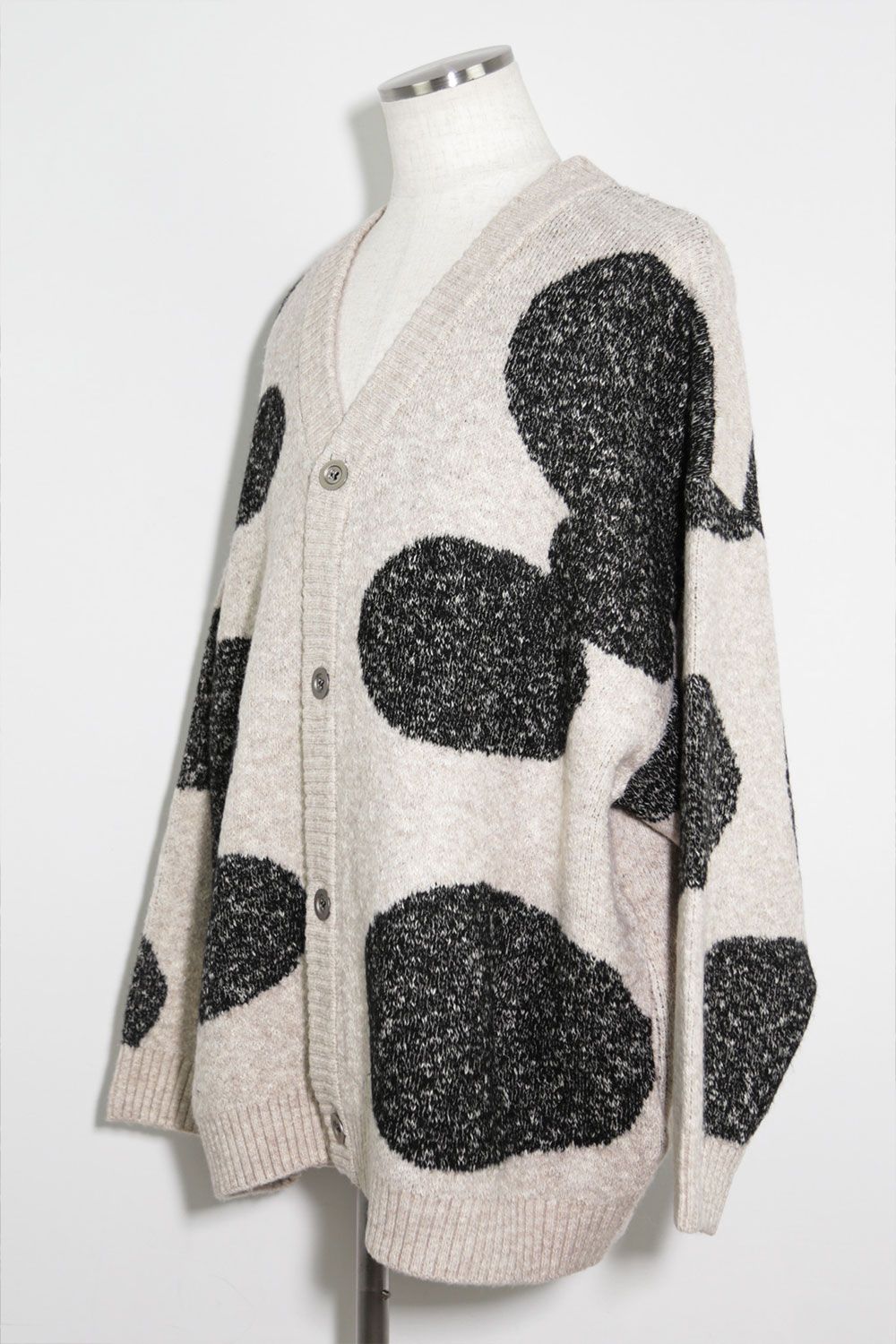 ドット模様オーバーサイズカーディガン / Polka Pattern Knit Cardigan / ベージュ×グレー / ag-8010