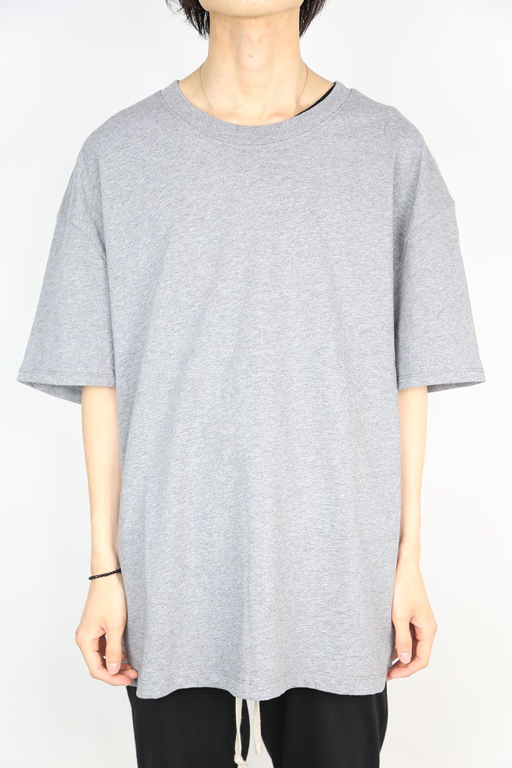 BACK LOGO S/S TEE / スノーグレー