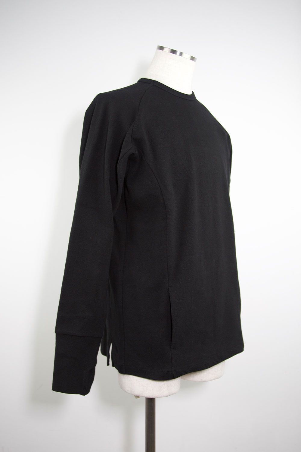 RIPVANWINKLE - RAGLAN L/S / ブラック | Tempt