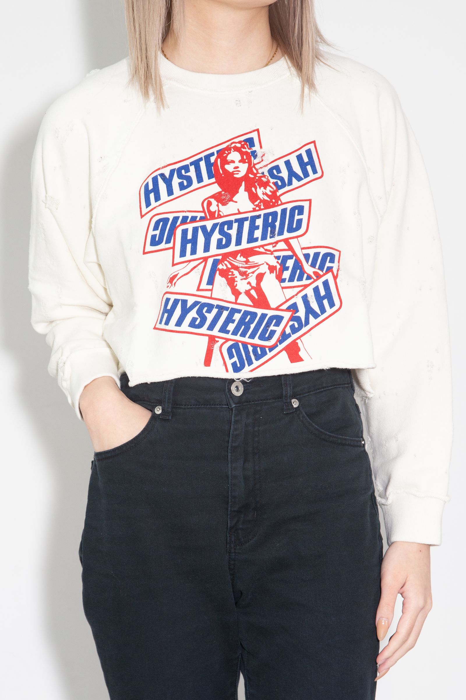 [ラスト1点] IT’S SO HYSTERIC ショート丈スウェット / ホワイト