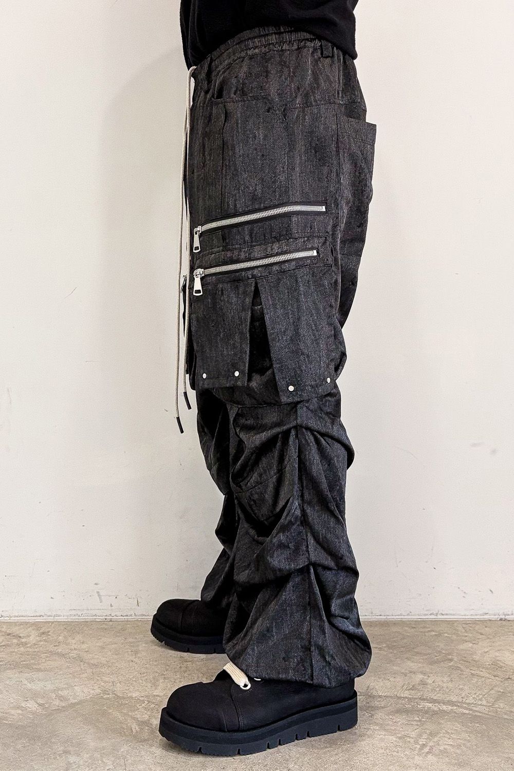 ABSTRACT CARGO TUCK WIDE / ブラック