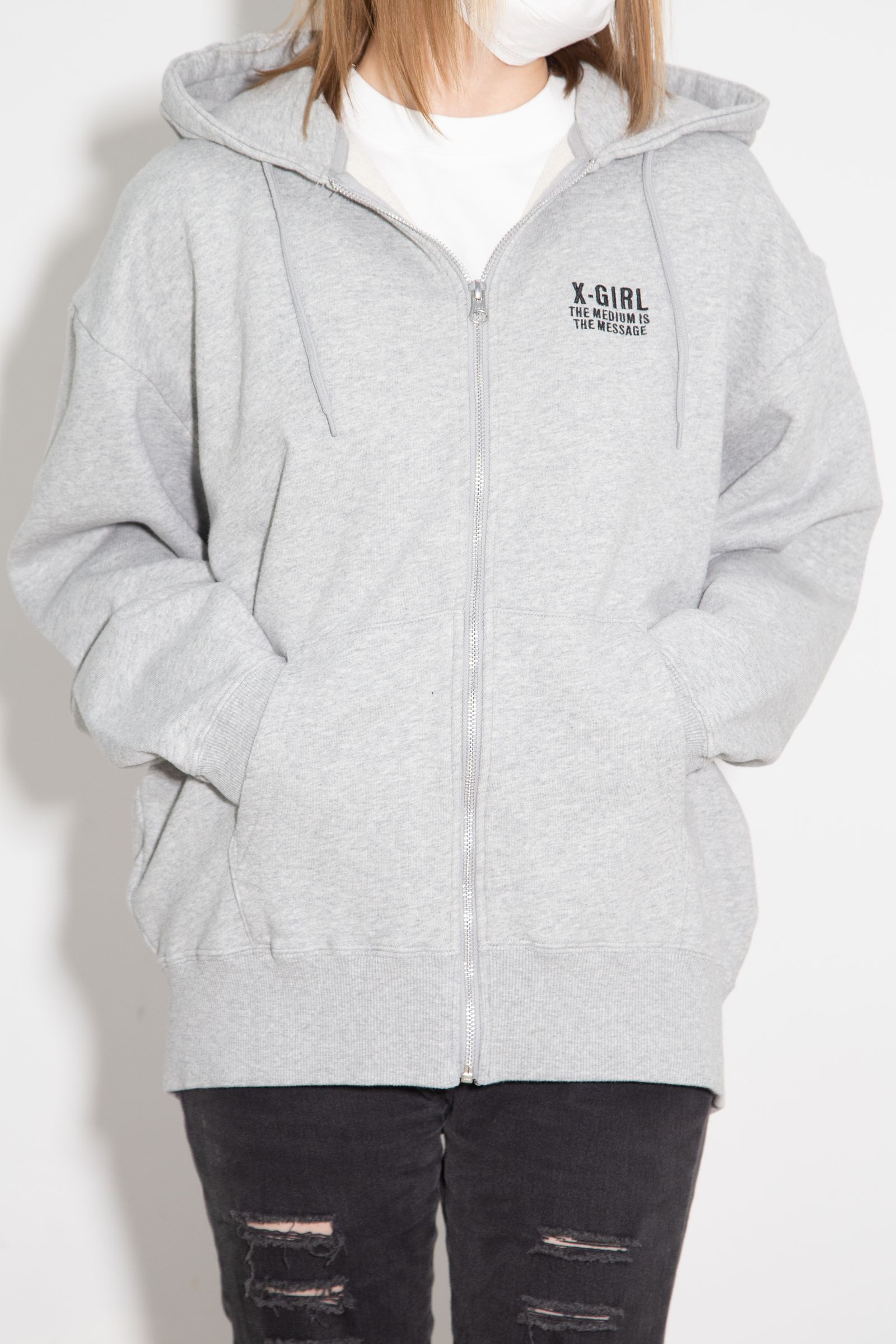 CIRCLE MESSAGE AND FACE ZIP UP SWEAT HOODIE / アッシュ