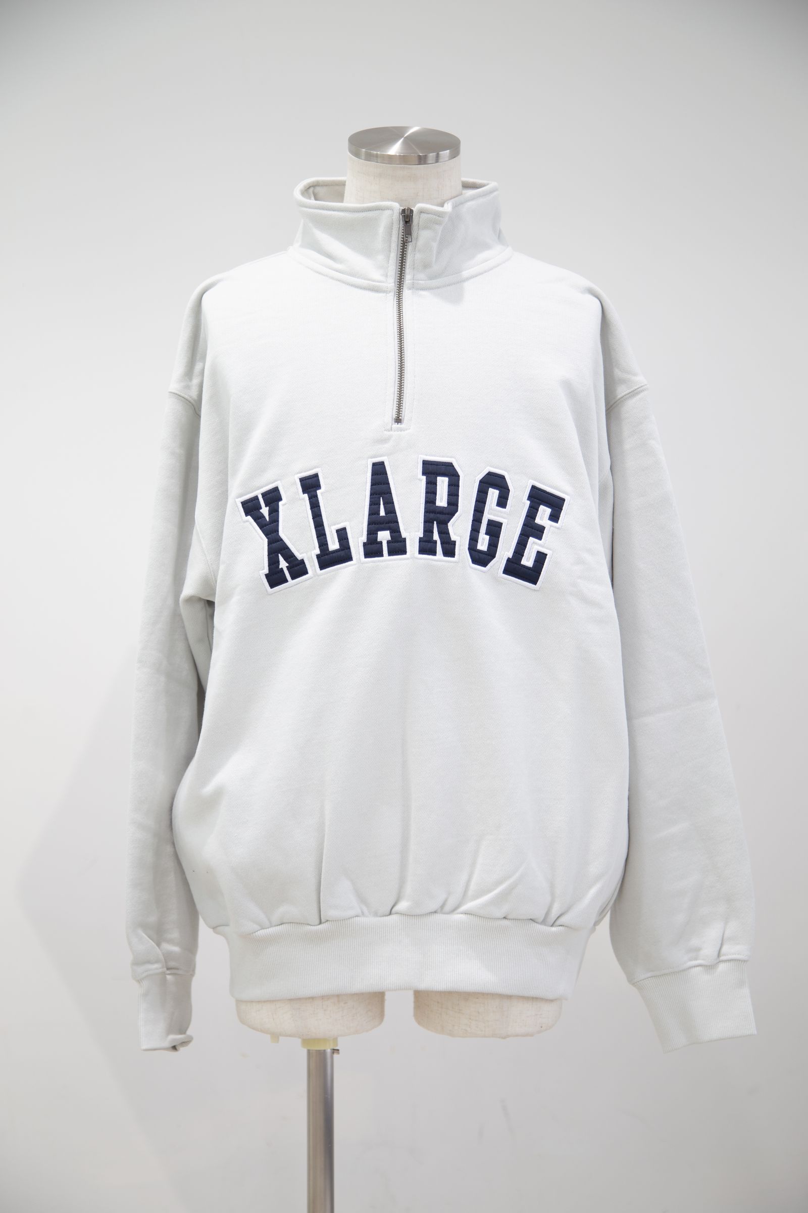 XLARGE - ARCH LOGO HALF ZIP SWEATSHIRT / ブラック | Tempt