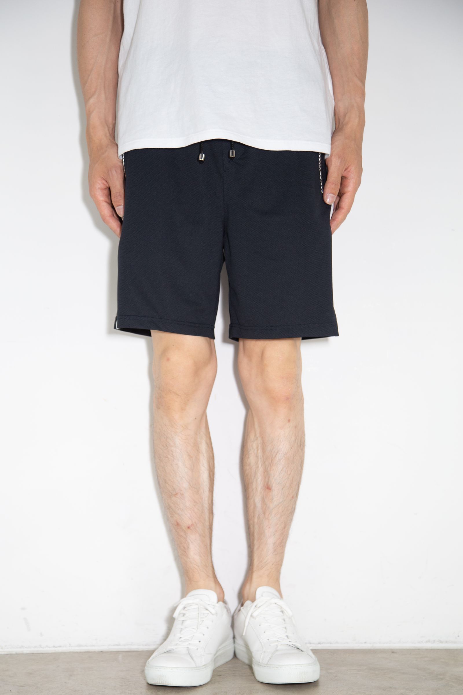 MESH LINE SHORTS / ブラック