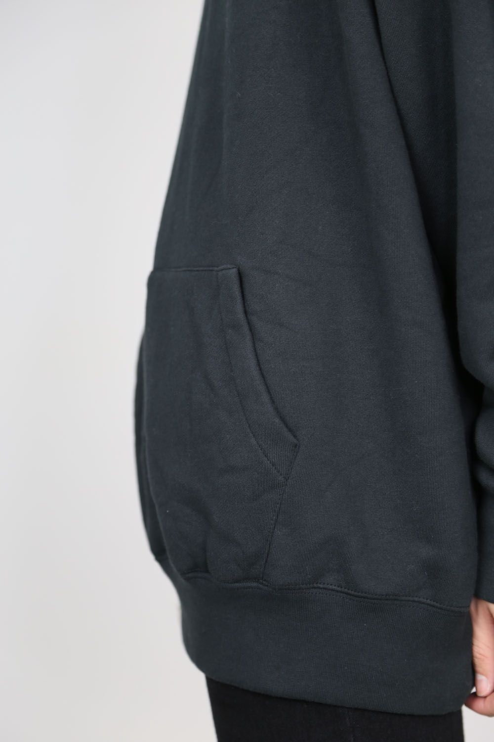 【LA限定】PULLOVER HOODIE REFLECTOR / ブラック