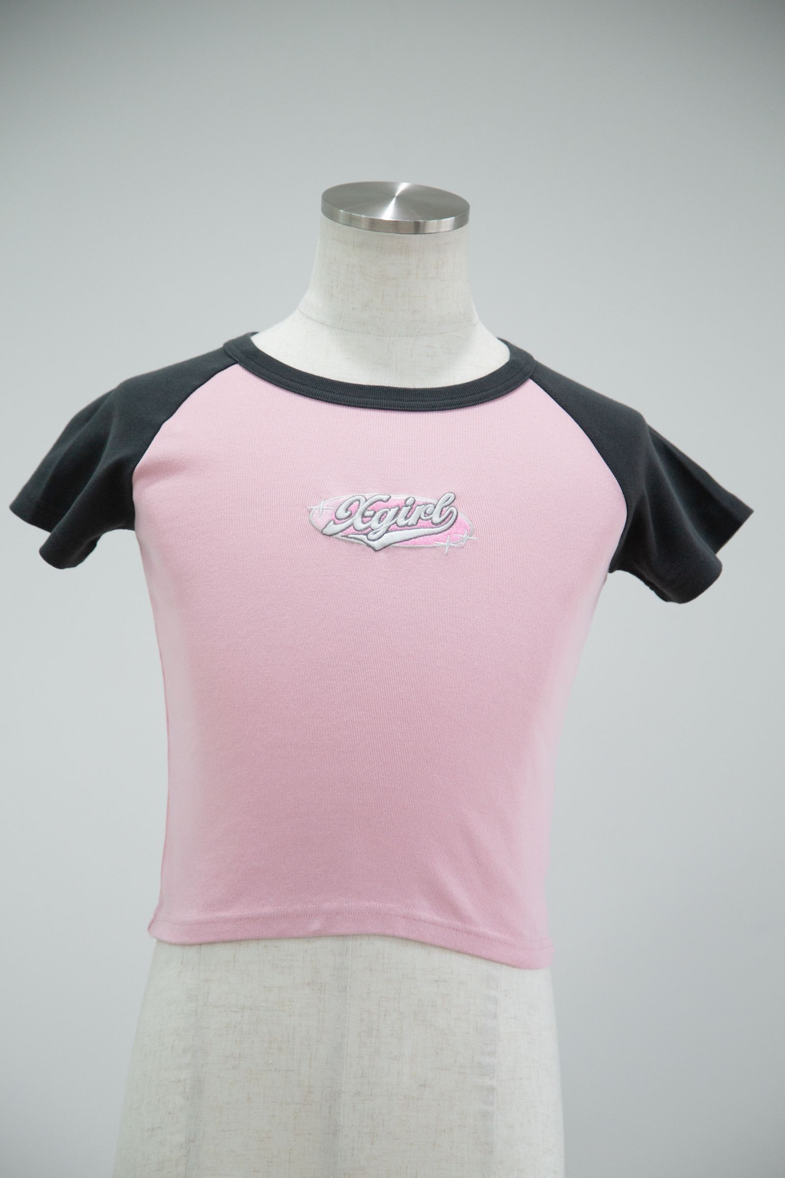 OVAL LOGO EMBROIDERY RAGLAN S/S BABY TEE / ライトピンク