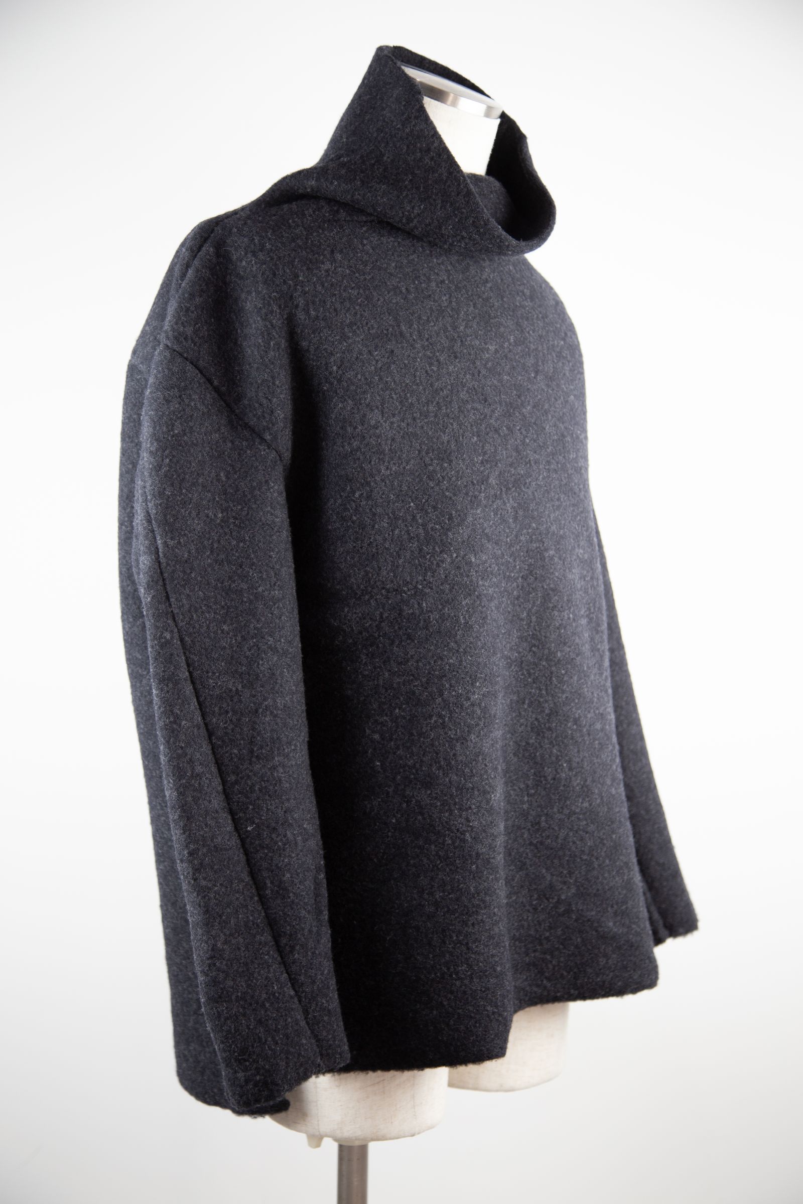 WO FLEECE BOTTLE NECK PULLOVER / ダークグレー