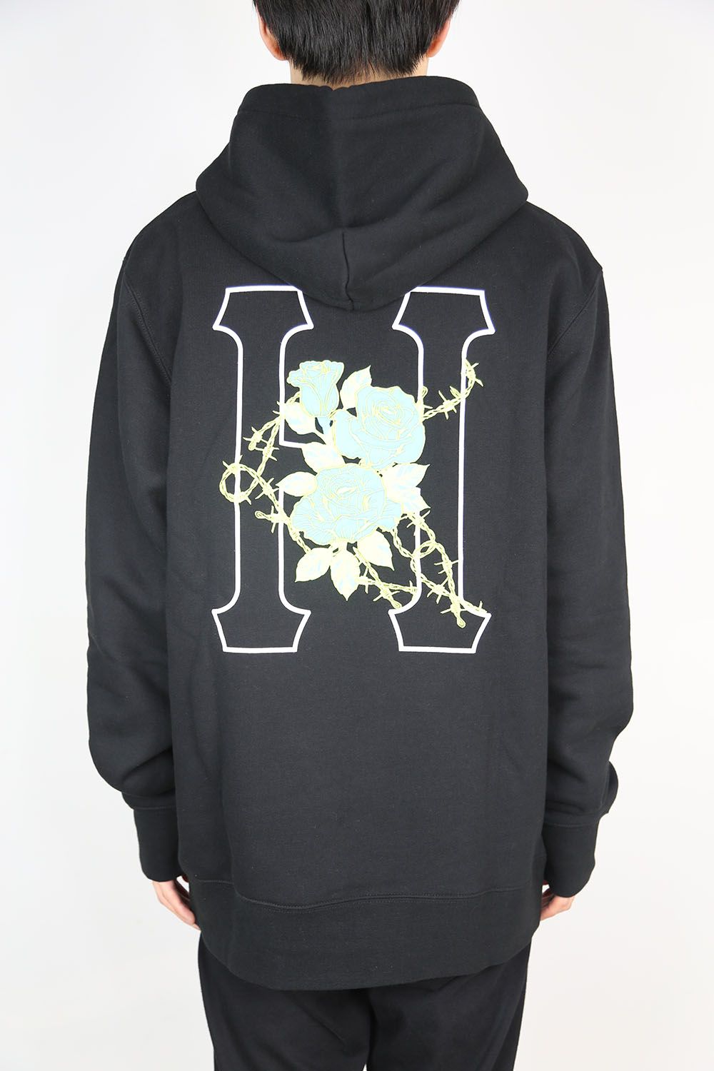 HUF - BARB WIRE CLASSIC H P/O HOODIE / ブラック | Tempt