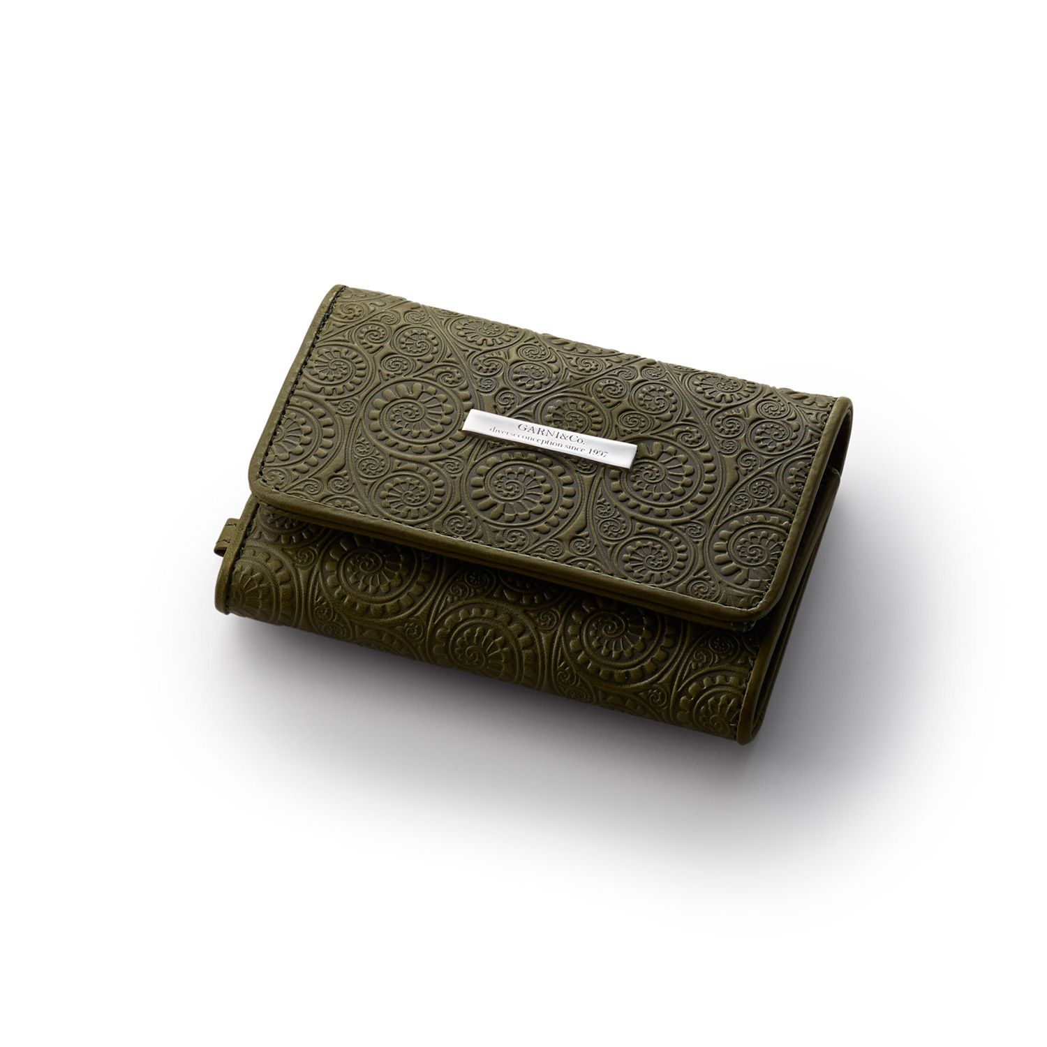 GARNI - Vine Pattern Three Fold Wallet / ブラック | Tempt