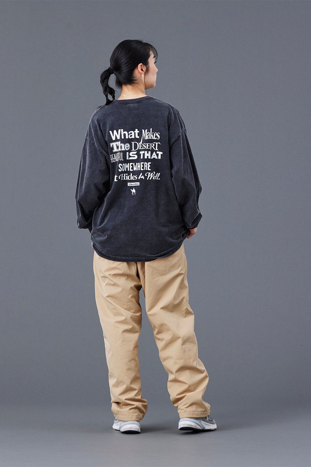 [ラスト1点 サイズL] MULTI FONT L/S TEE / ブラック