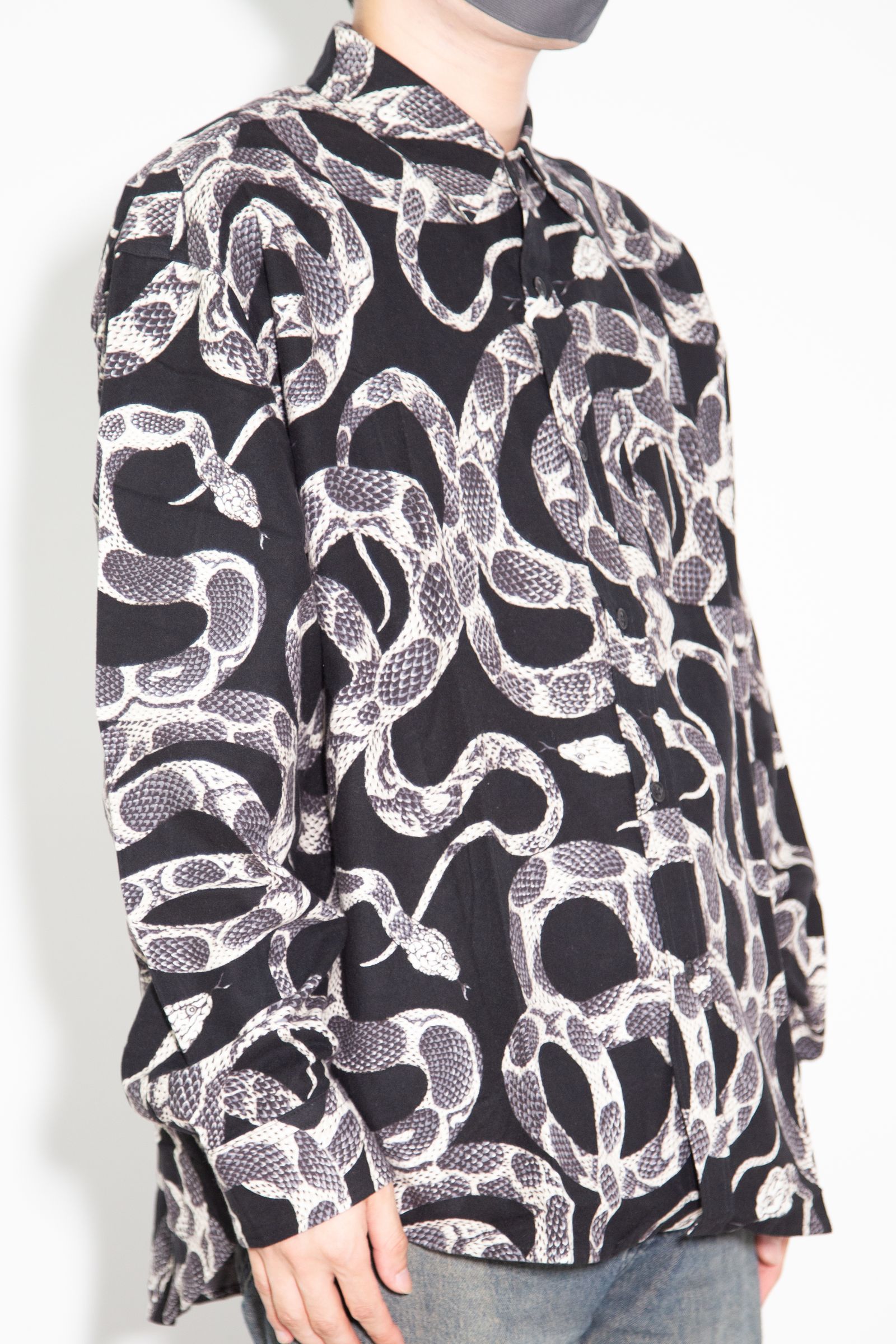 PRINT NEL L/S SH ＜SNAKE PATTERN＞ / ブラック