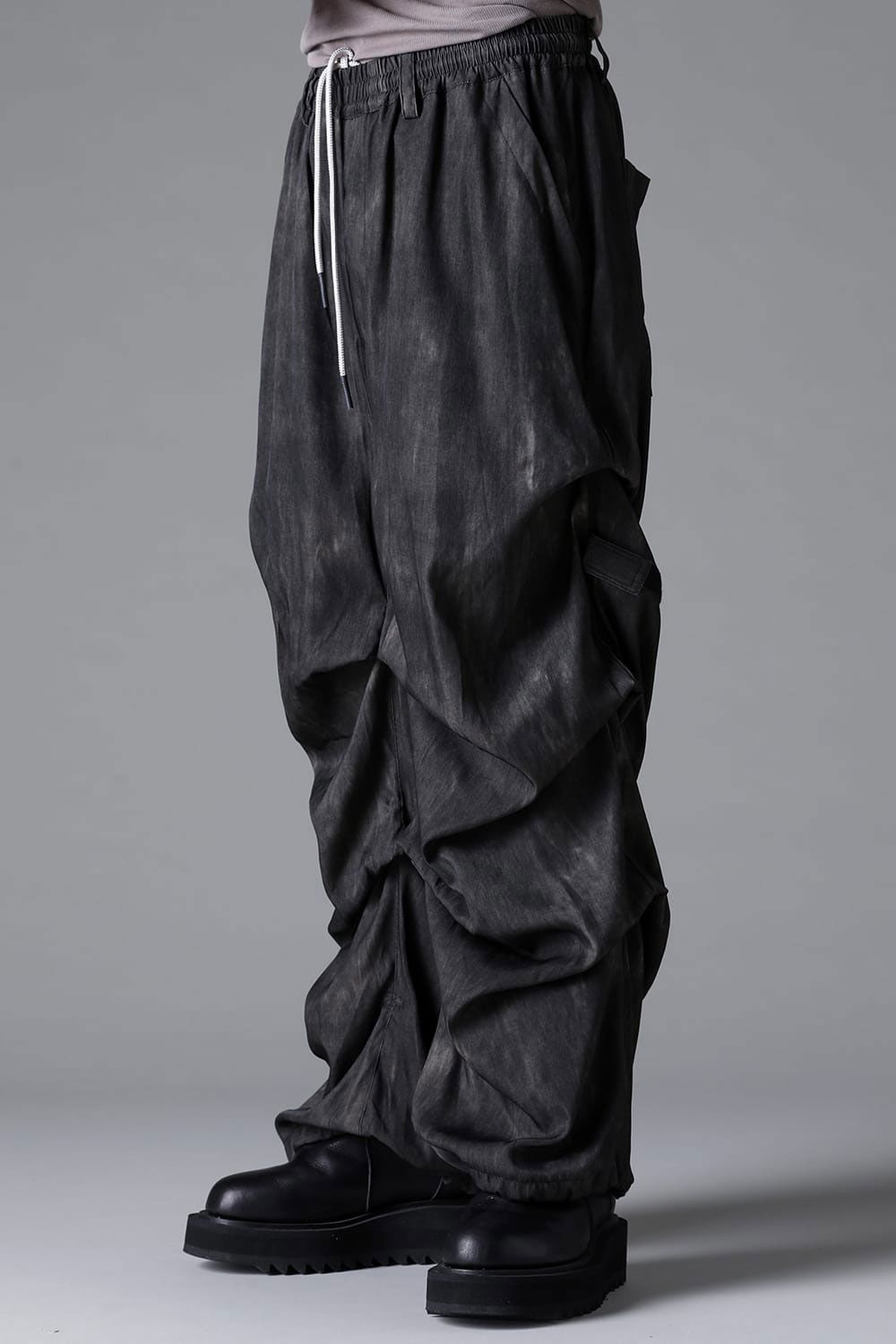 TUCK WIDE / ブラック