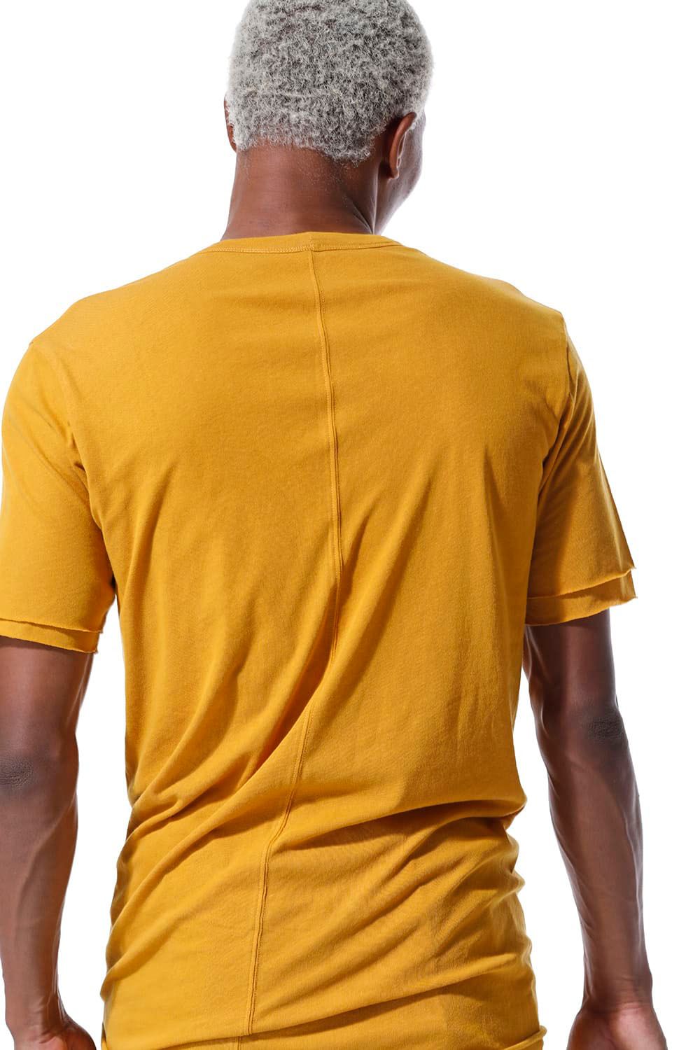 LAYERED CREW NECK TEE / マスタード