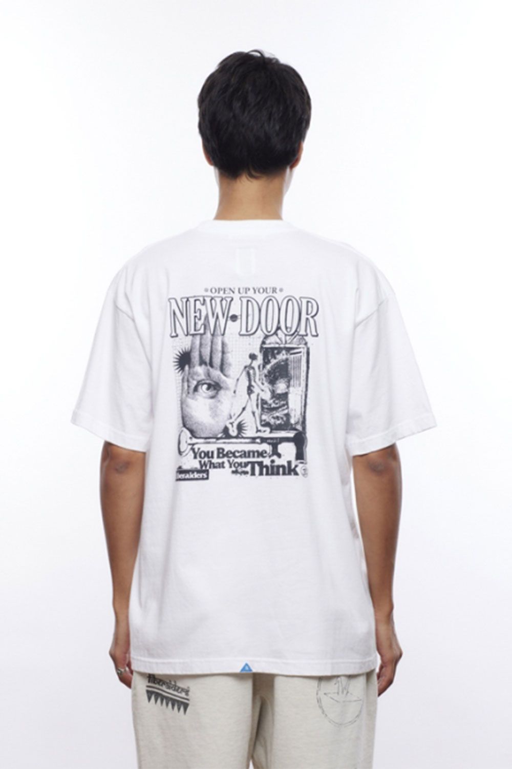 NEW DOOR TEE / ホワイト