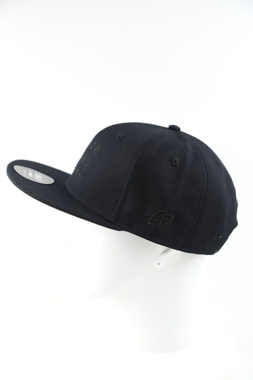 キャップタイプ A / 刺繍オールブラック / CAP TYPE A / オールブラック