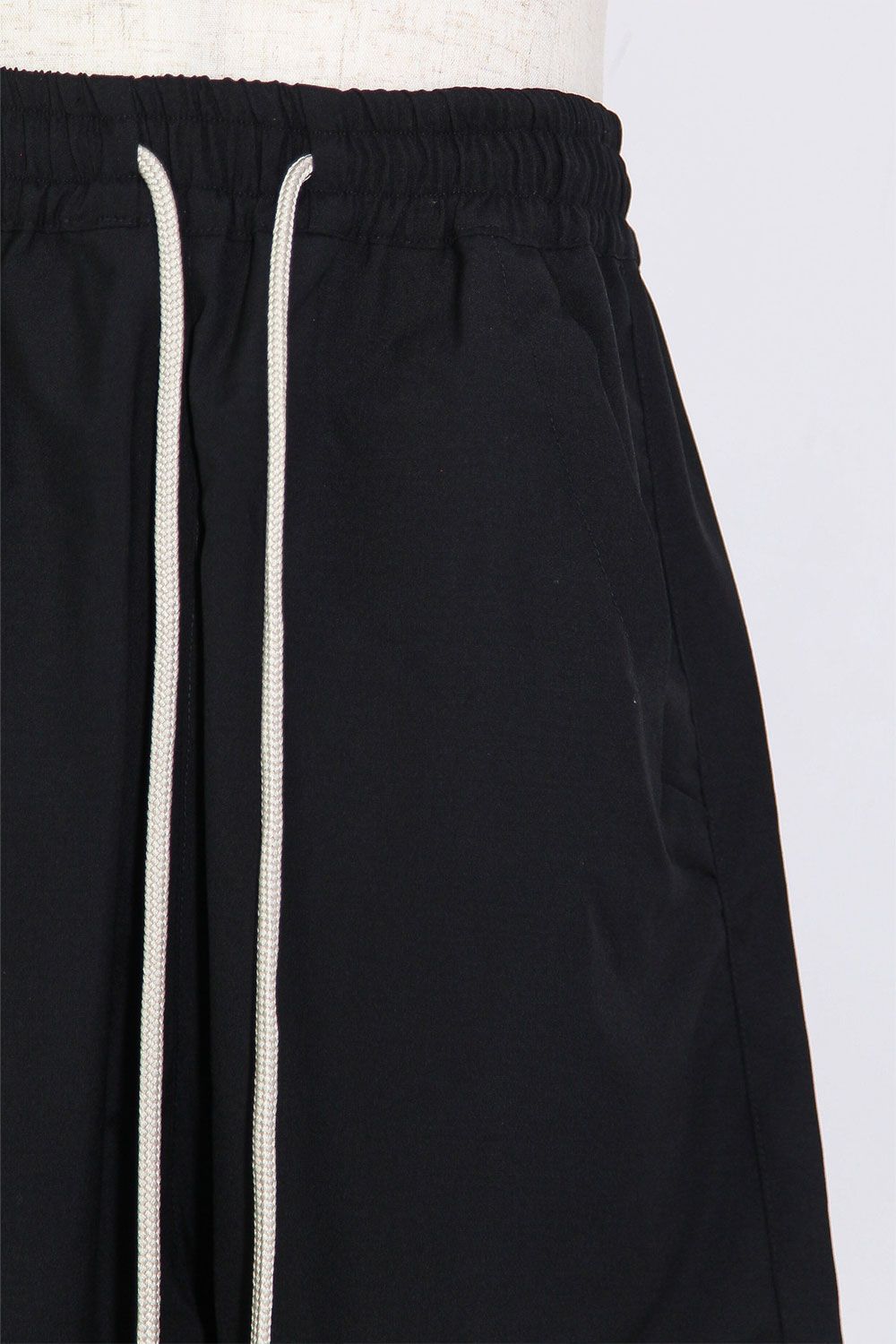 サマーウールサルエルショーツ / Summer Wool Sarouel Shorts / ブラック / ag-11042