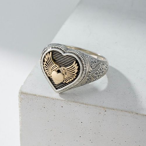 Winged Heart Ring / GR139