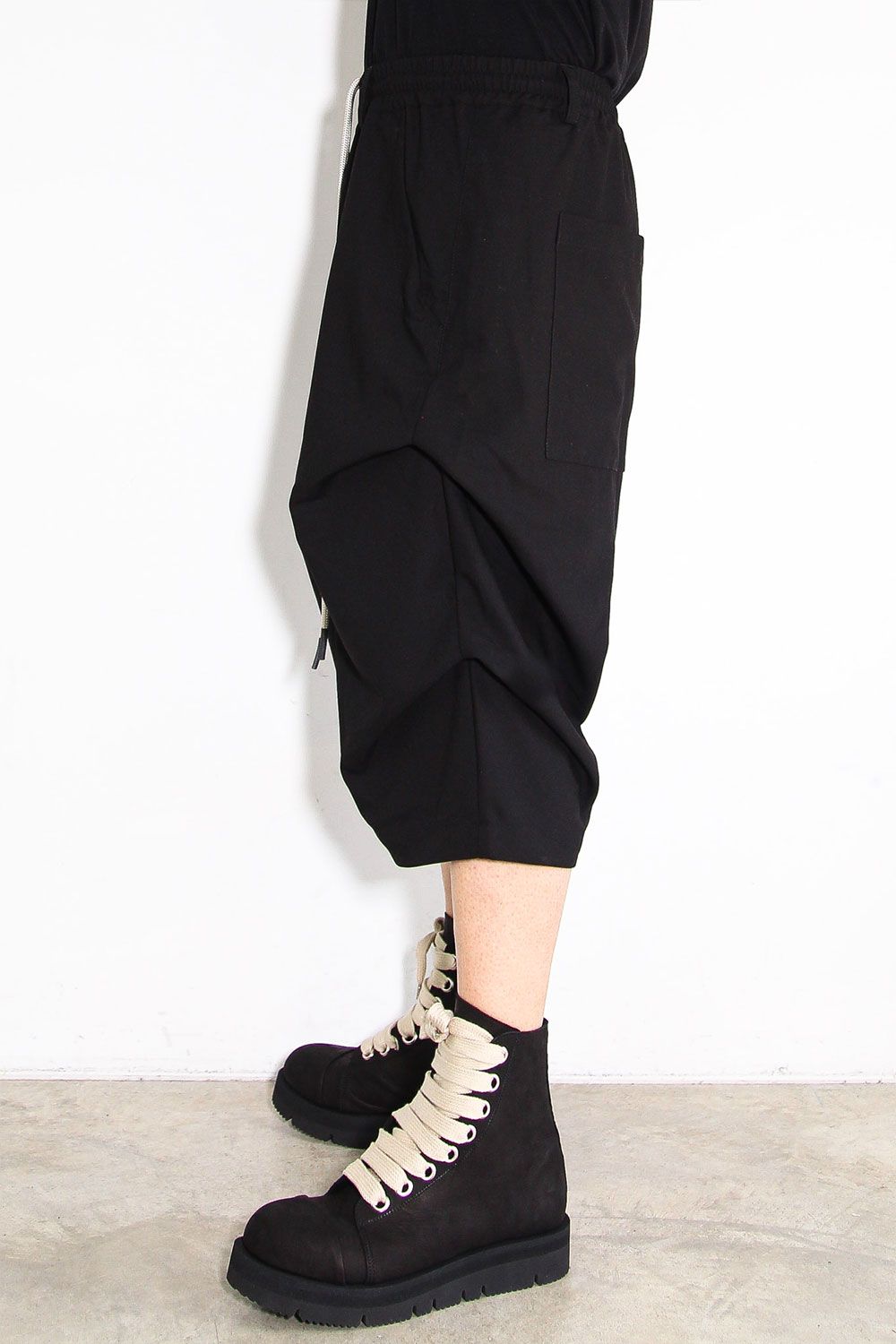[ラスト1点 サイズ1] サマーウールタックショーツ / Summer Wool Tuck Shorts / ブラック / ag-11020-2
